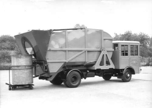 1953 The Bulk loader became available